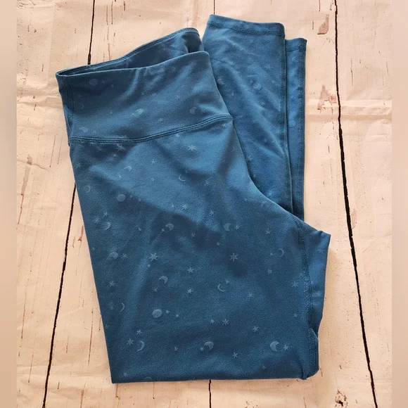 Old Navy Women's Activate Blue Star Moon Design Leggings Size XXL - Picture 2 of 6